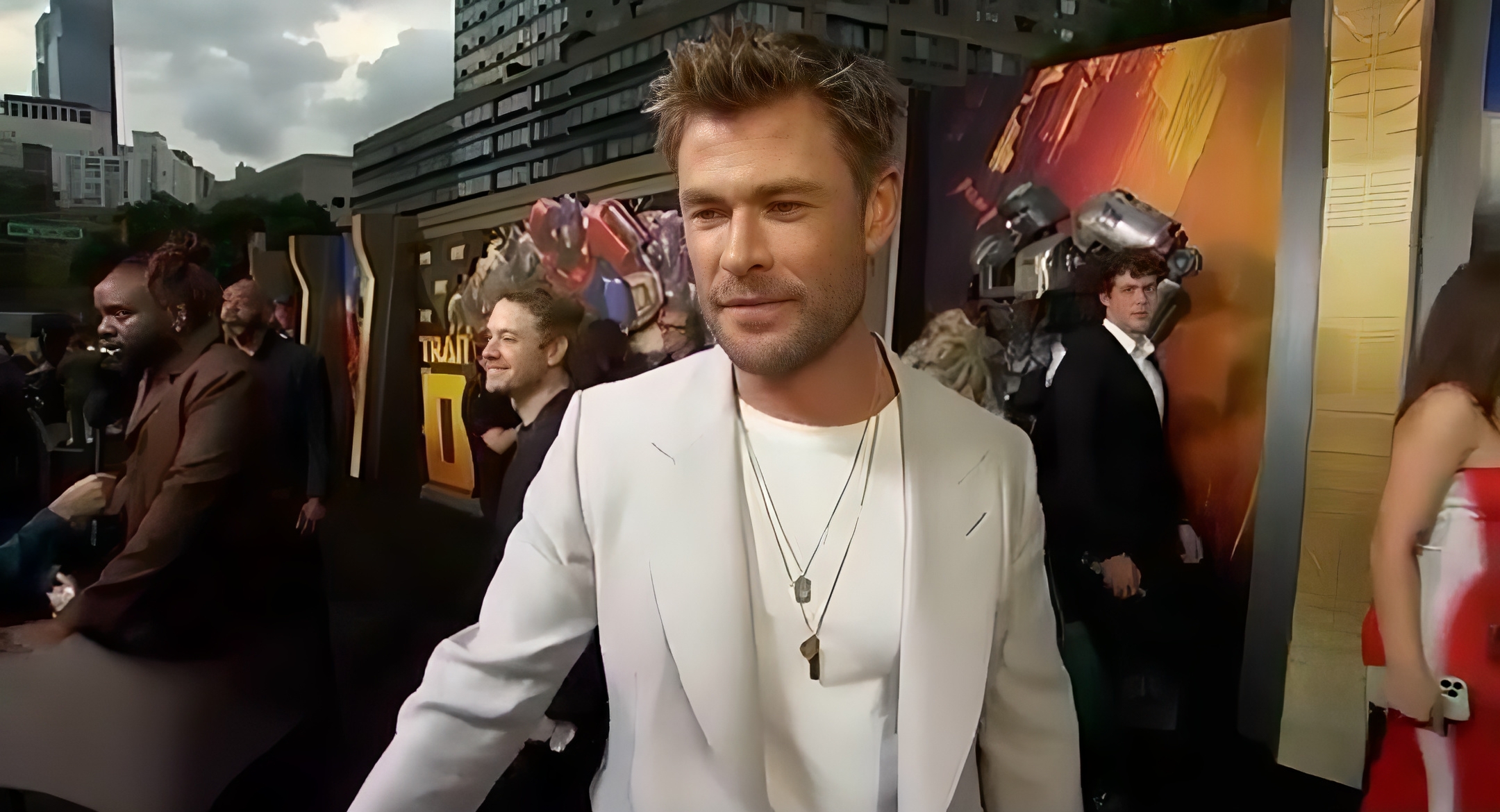 Chris Hemsworth's 3 Kids Give Him CAREER ADVICE